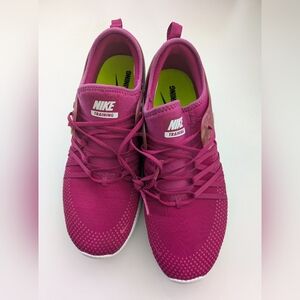 Nike Free Women's Fuchsia Athletic Shoes
